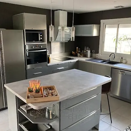 Сasa de vacaciones Agreable Maison Lac De Cazaux Avec Piscine