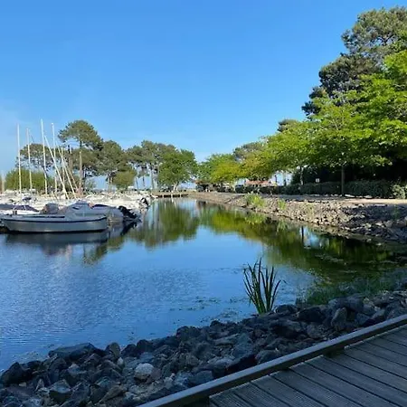 Сasa de vacaciones Agreable Maison Lac De Cazaux Avec Piscine La Teste-de-Buch